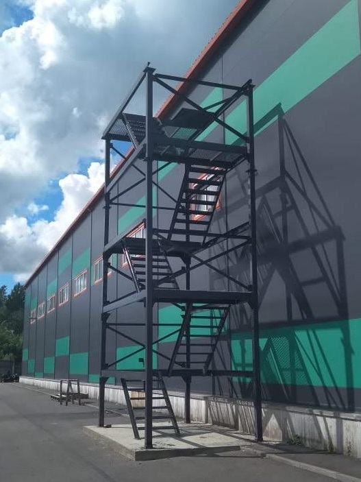 Эвакуационная лестница Эвакуационная лестница ПКСтройсистема